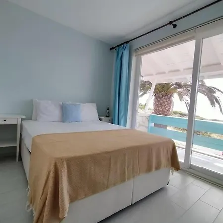 Villa Dalyan - Deniz Manzarali Plaja Cok Yakin Bahceli Cesme