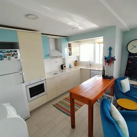 Dalyan - Deniz Manzarali Plaja Cok Yakin Bahceli Villa