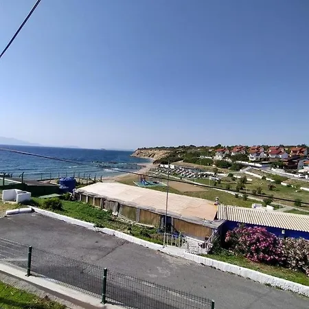 Dalyan - Deniz Manzarali Plaja Cok Yakin Bahceli Villa *