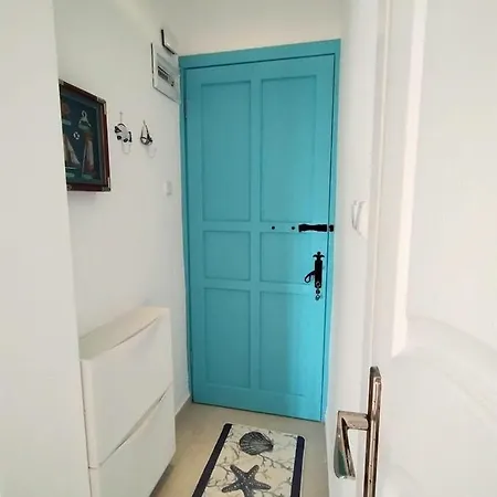Dalyan - Deniz Manzarali Plaja Cok Yakin Bahceli Villa *