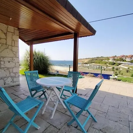 Dalyan - Deniz Manzarali Plaja Cok Yakin Bahceli Villa Cesme
